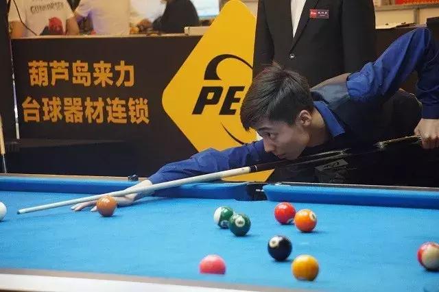 子球员之一 子球员之一