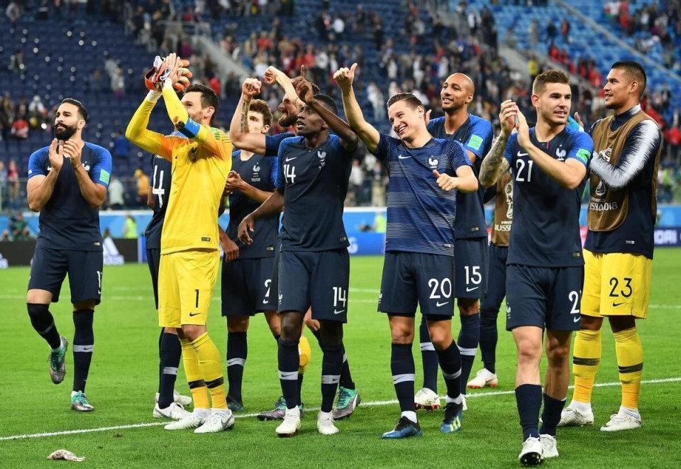 近日著名足 近日著名足