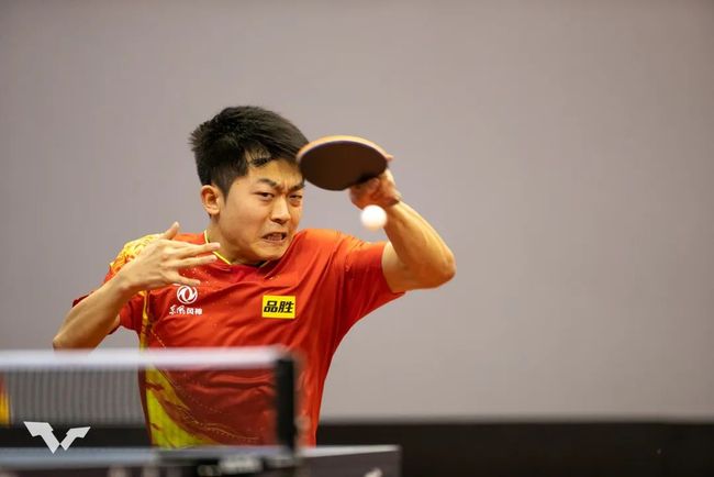 勒沃库森等 勒沃库森等